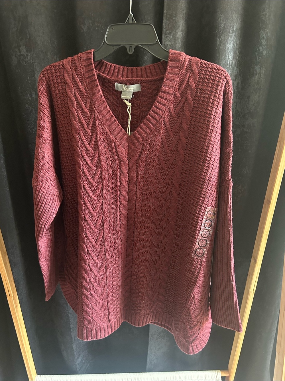 Cable Knit V-Neck Sweater in Cranberry